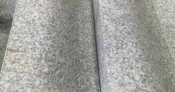儋州芙蓉白S型拉丝面路沿石