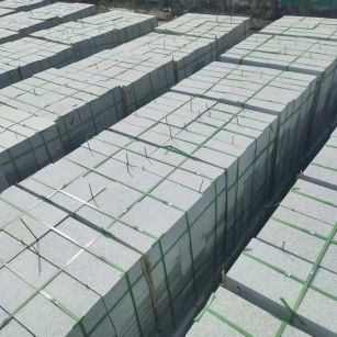 儋州 芝麻白1.8公分火烧300*600地铺，清仓大甩卖