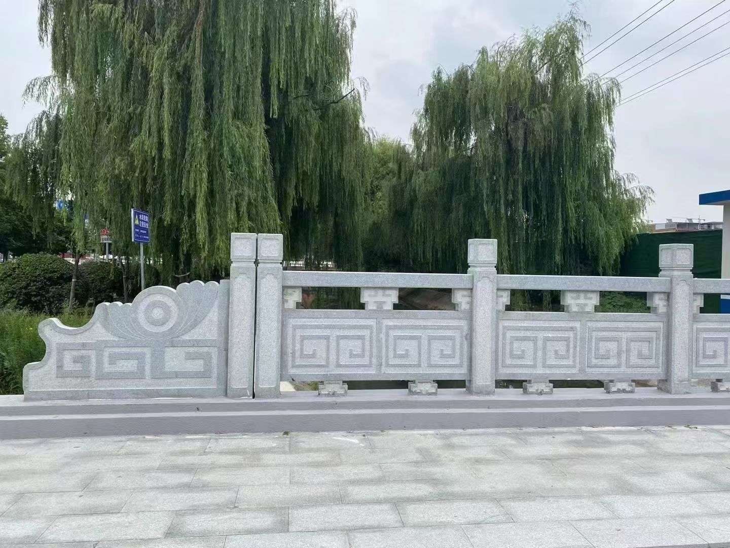 儋州 芝麻灰桥栏杆、河道栏杆安装效果